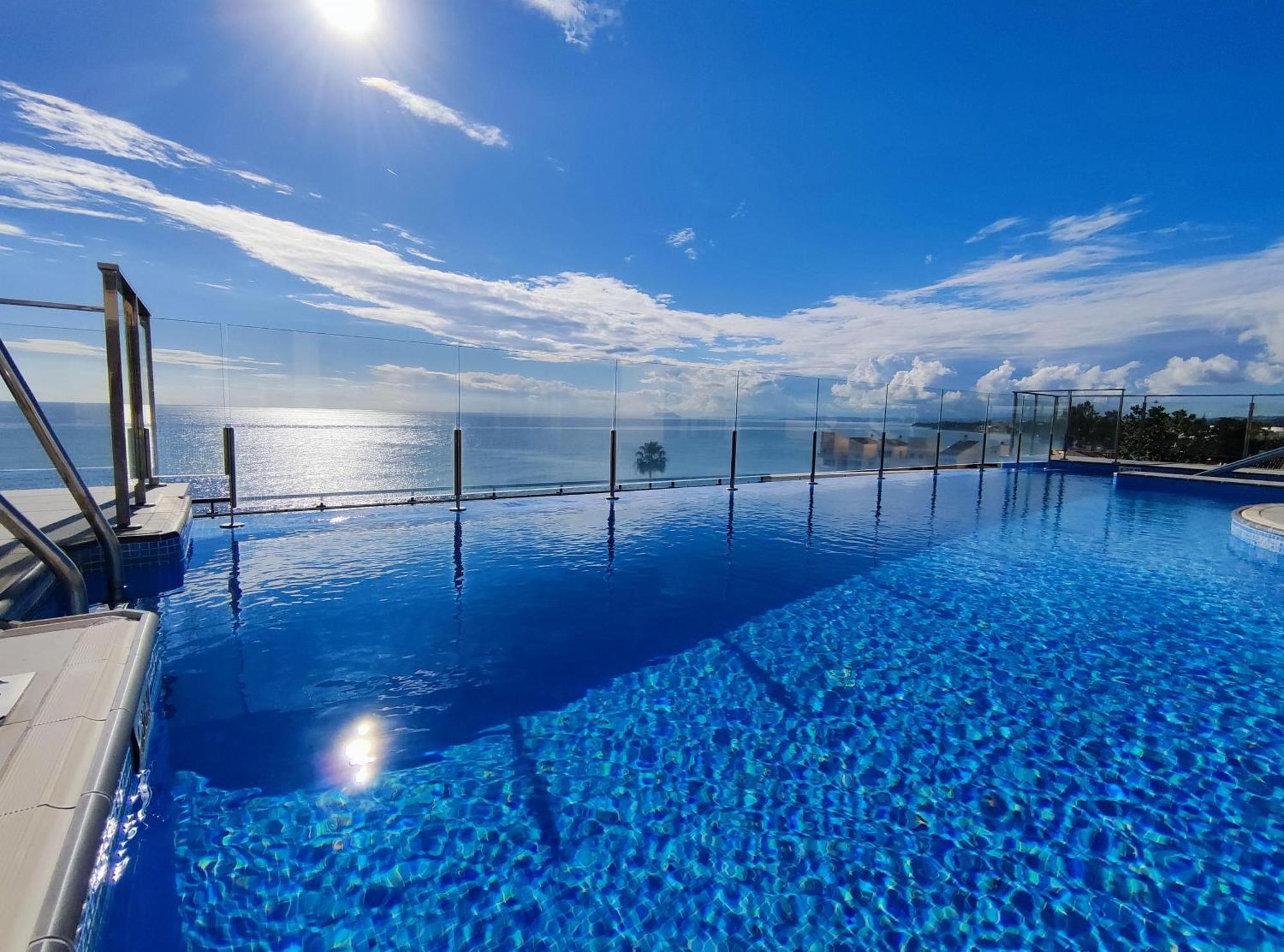 Апартаменты Luxury Duplex Infinity Pool Ehhouse Эстепона Экстерьер фото